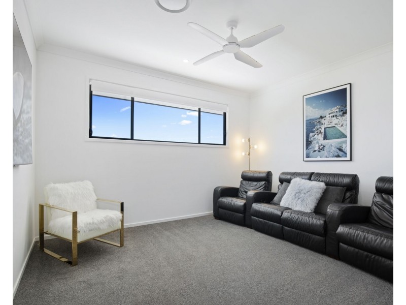 17 Barlee Court, Elanora QLD 4221