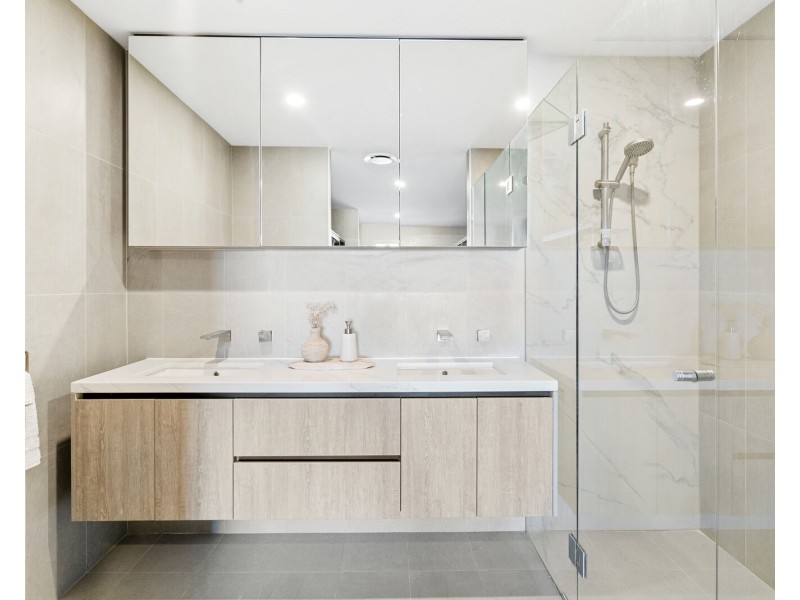 101/88 Jefferson Lane, Palm Beach QLD 4221