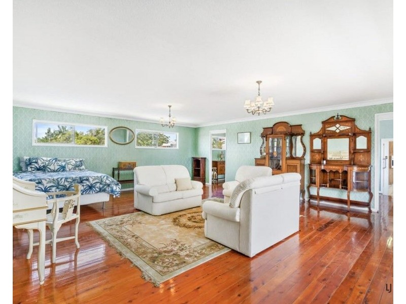 49 Third Avenue, Palm Beach QLD 4221