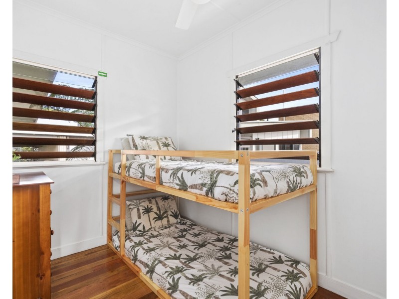 30 First Avenue, Palm Beach QLD 4221