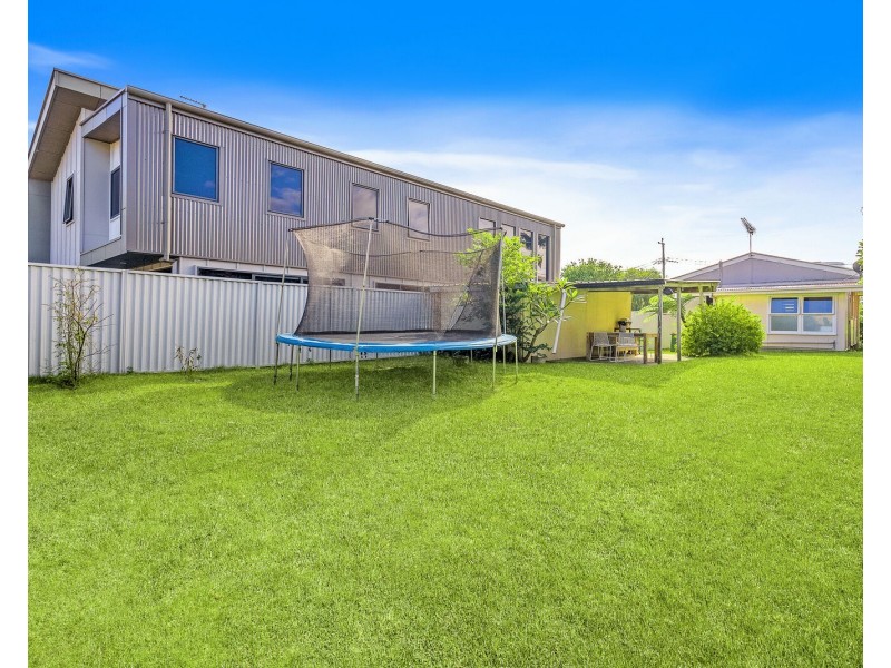 30 First Avenue, Palm Beach QLD 4221