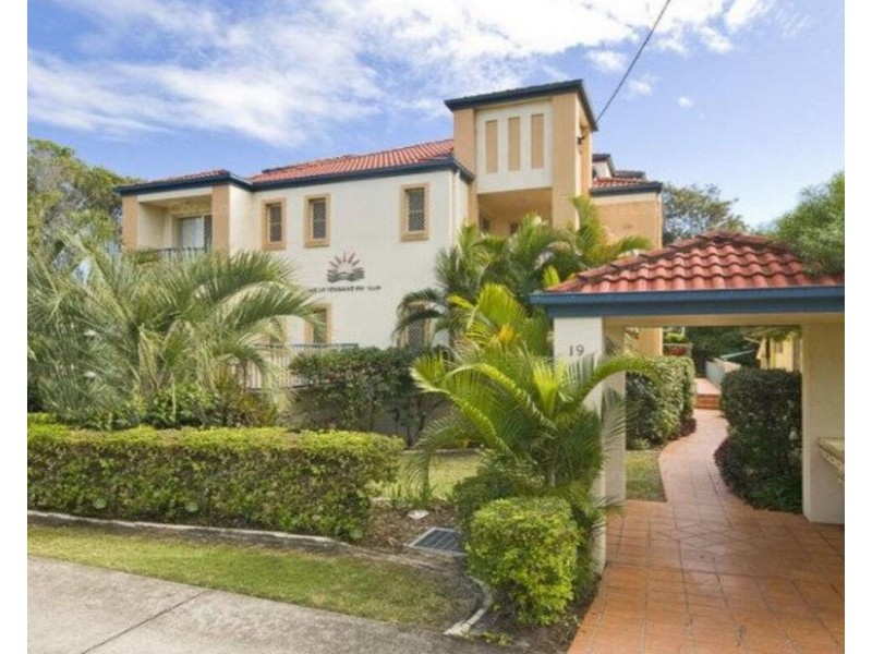 1/19 Twenty Fourth Avenue, Palm Beach QLD 4221