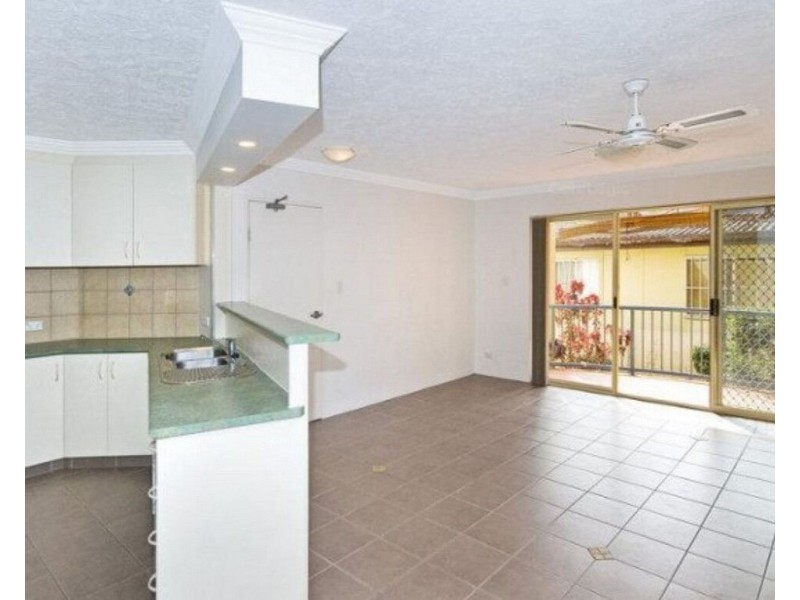 1/19 Twenty Fourth Avenue, Palm Beach QLD 4221