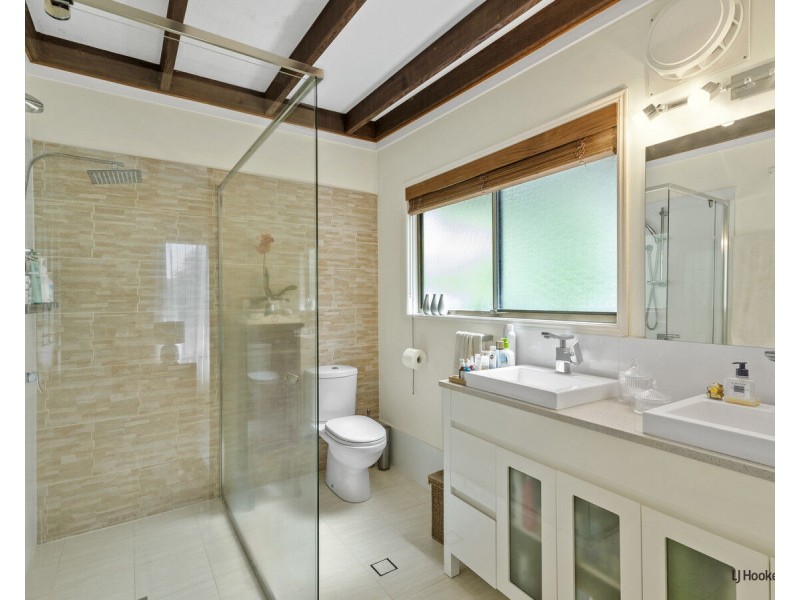 23 Bronhill Street, Currumbin Waters QLD 4223