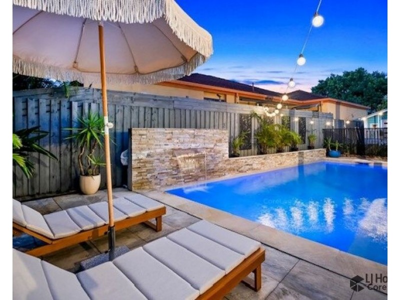 53 Tussock Crescent, Elanora QLD 4221