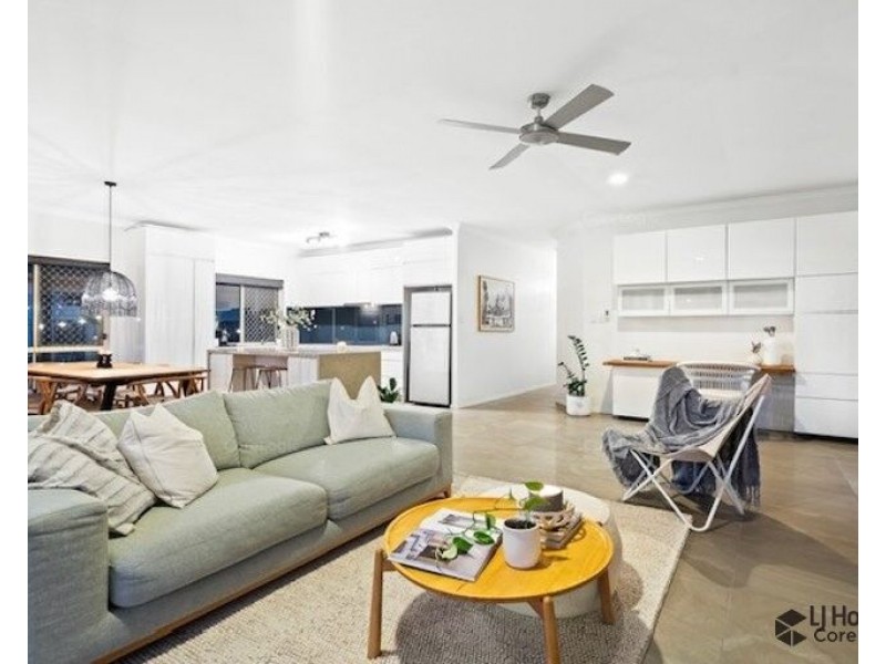 53 Tussock Crescent, Elanora QLD 4221