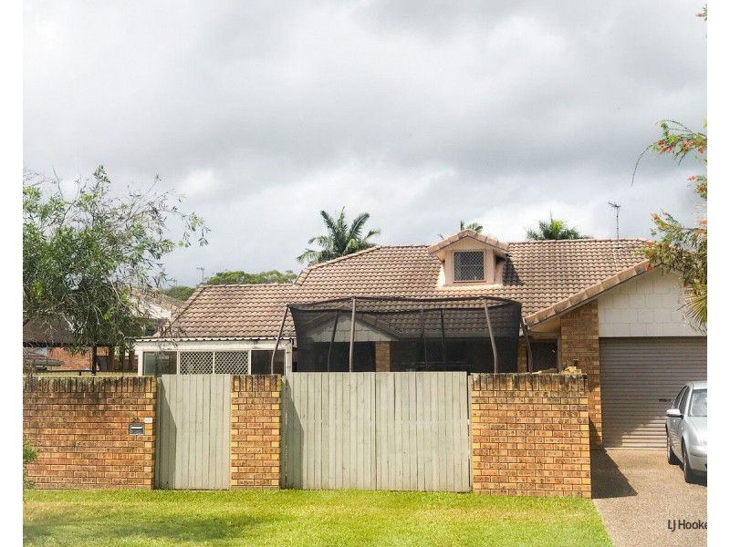 20 Mainsail Street, Currumbin Waters QLD 4223