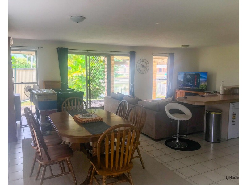 20 Mainsail Street, Currumbin Waters QLD 4223