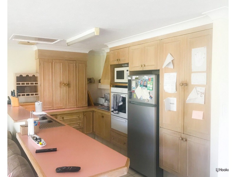 20 Mainsail Street, Currumbin Waters QLD 4223