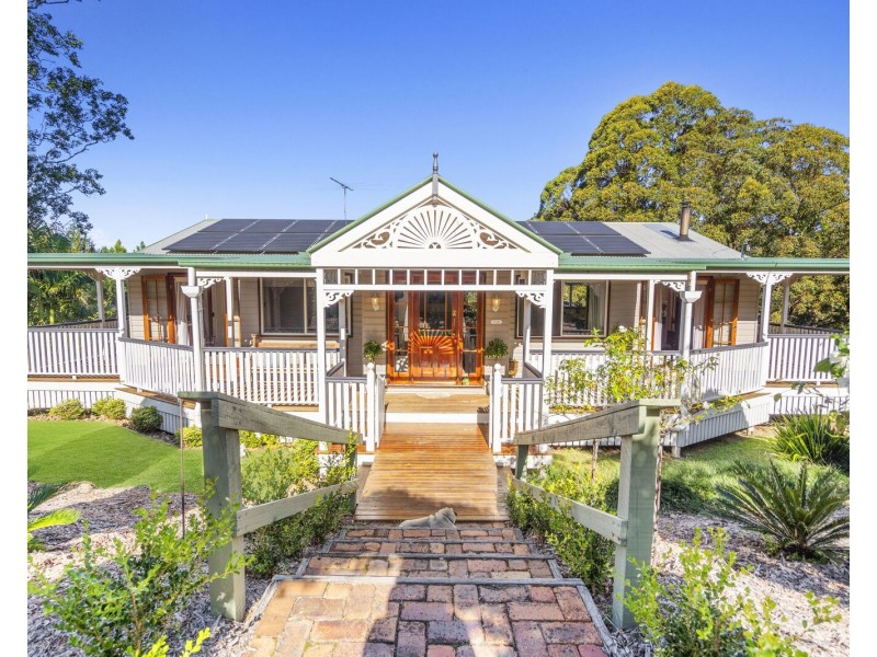 10 Tolima Drive, Tamborine Mountain QLD 4272