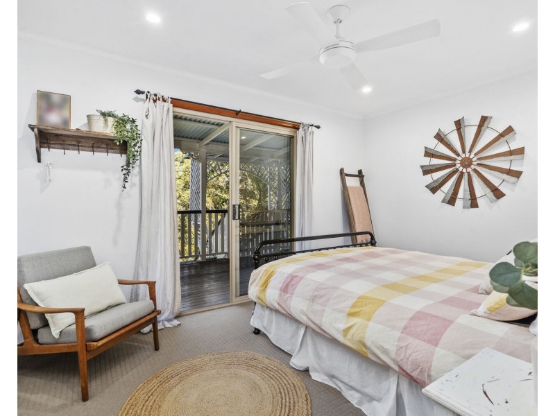 10 Tolima Drive, Tamborine Mountain QLD 4272