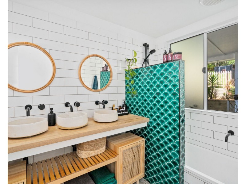 25 Taperell Drive, Tugun QLD 4224