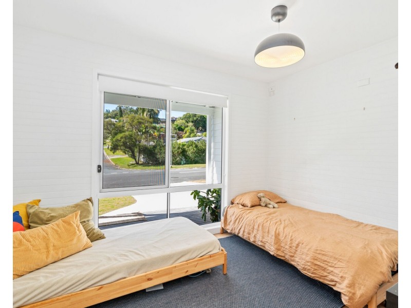 25 Taperell Drive, Tugun QLD 4224