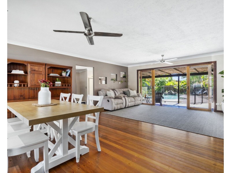 17 Binya Avenue, Coolangatta QLD 4225