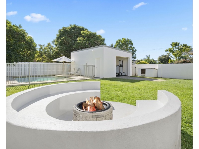 5 Dilgara Street, Tugun QLD 4224