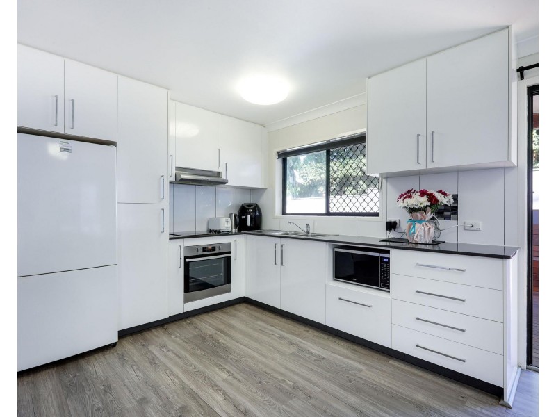 2/10 Jodie Street, Tugun QLD 4224