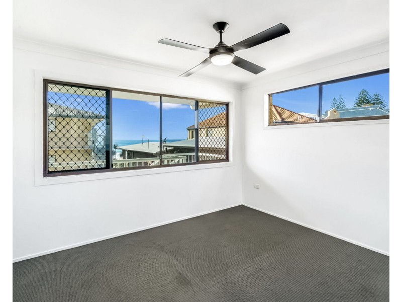 4/75 Jefferson Lane, Palm Beach QLD 4221