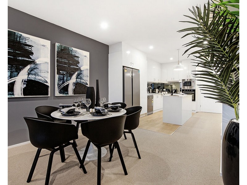 301/51 Peerless Avenue, Mermaid Beach QLD 4218