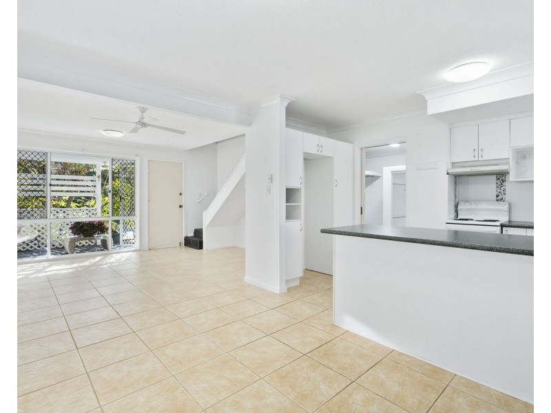 103/2-10 Coolgardie Street, Elanora QLD 4221