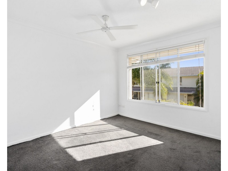 103/2-10 Coolgardie Street, Elanora QLD 4221