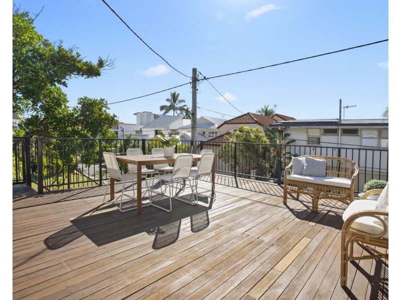 4/238 Jefferson Lane, Palm Beach QLD 4221