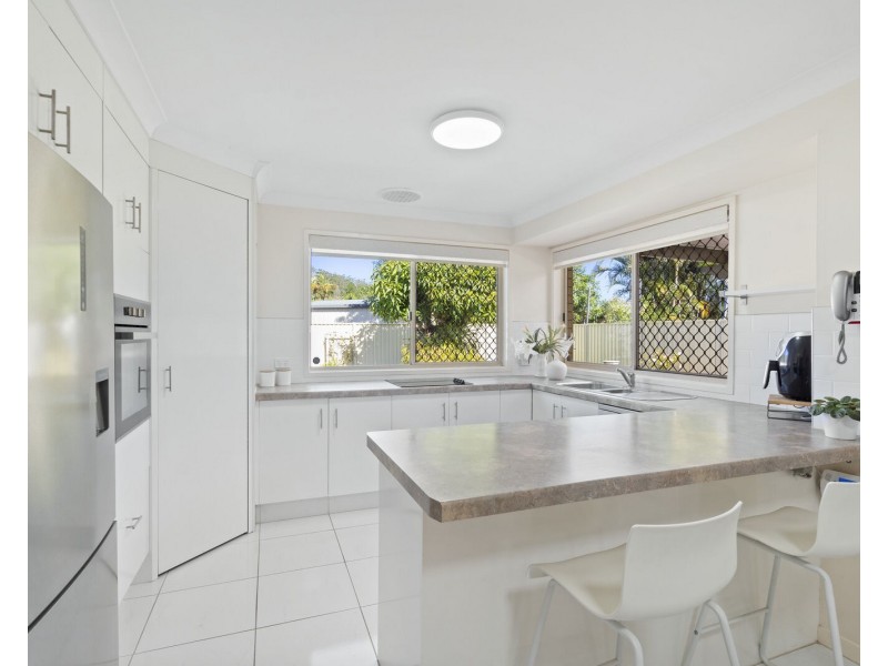 11 Balsa Street, Elanora QLD 4221