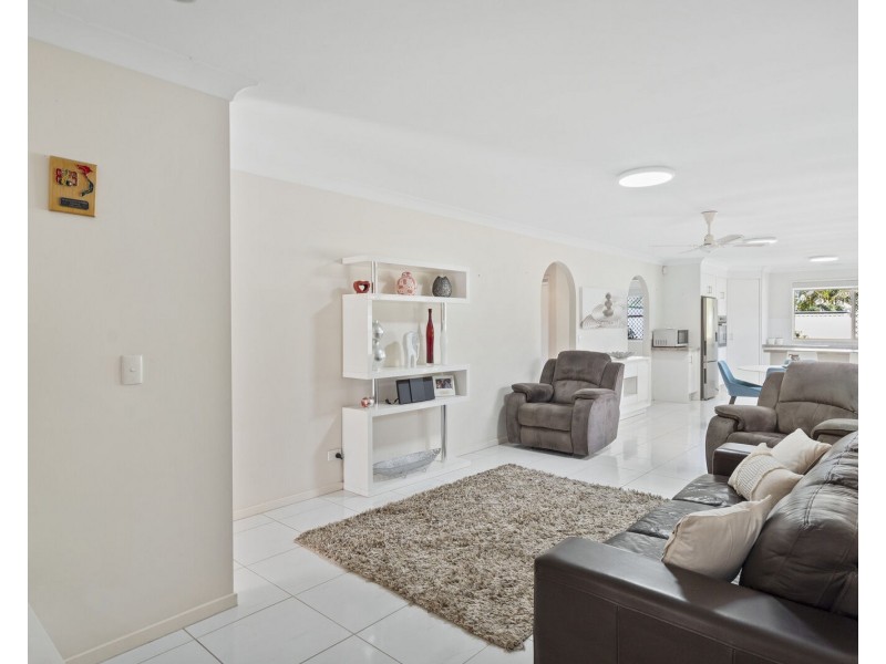 11 Balsa Street, Elanora QLD 4221