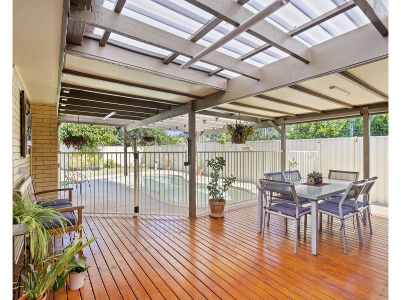 11 Balsa Street, Elanora QLD 4221