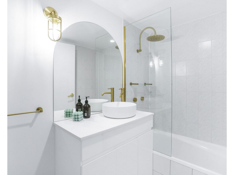 33/14 Jefferson Lane, Palm Beach QLD 4221