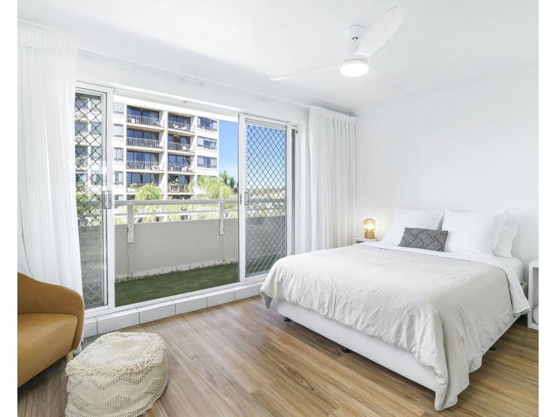 33/14 Jefferson Lane, Palm Beach QLD 4221