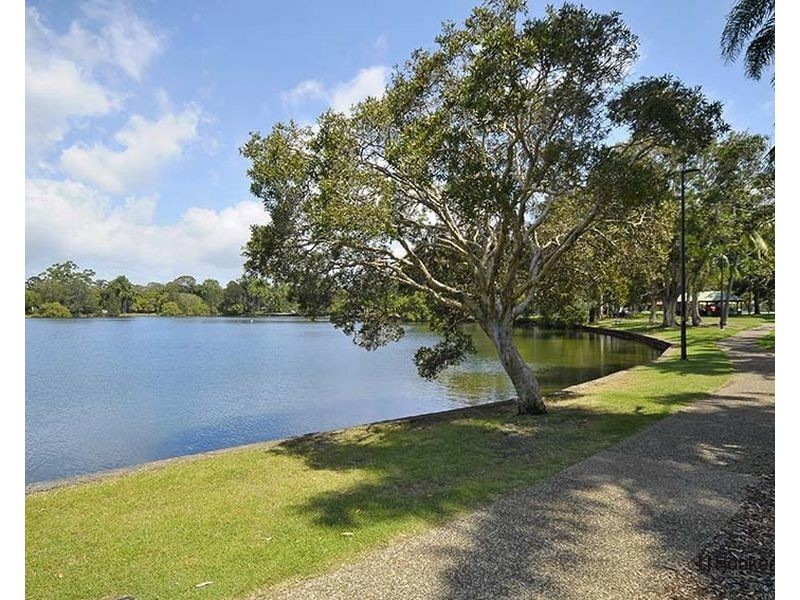 1/80 Sarawak Avenue, Palm Beach QLD 4221