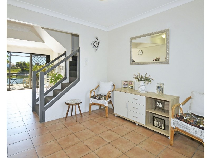 7/2-10 Coolgardie Street, Elanora QLD 4221