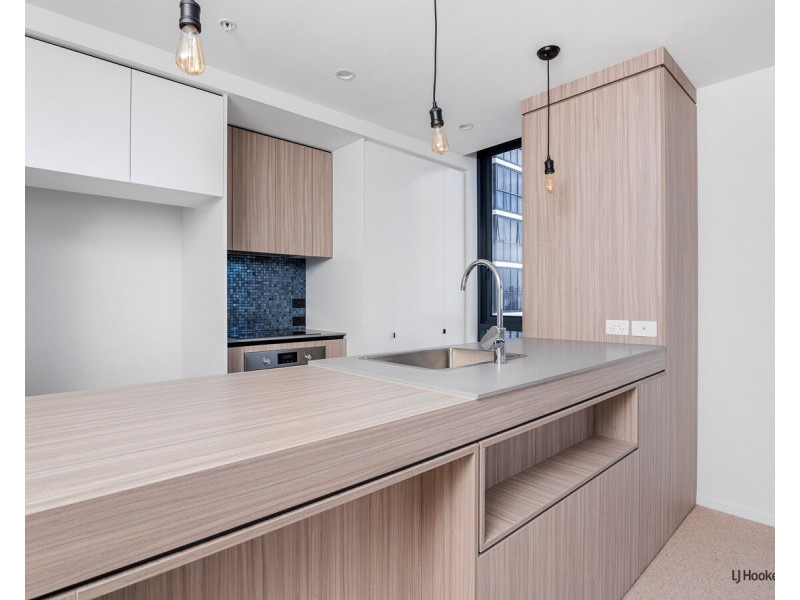 34/31 Queensland Avenue, Broadbeach QLD 4218