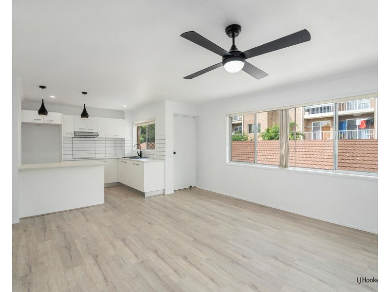 9/16 Mawarra Street, Palm Beach QLD 4221