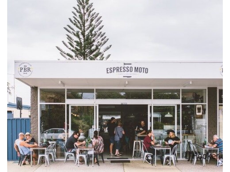 9/5 Tarni Avenue, Palm Beach QLD 4221