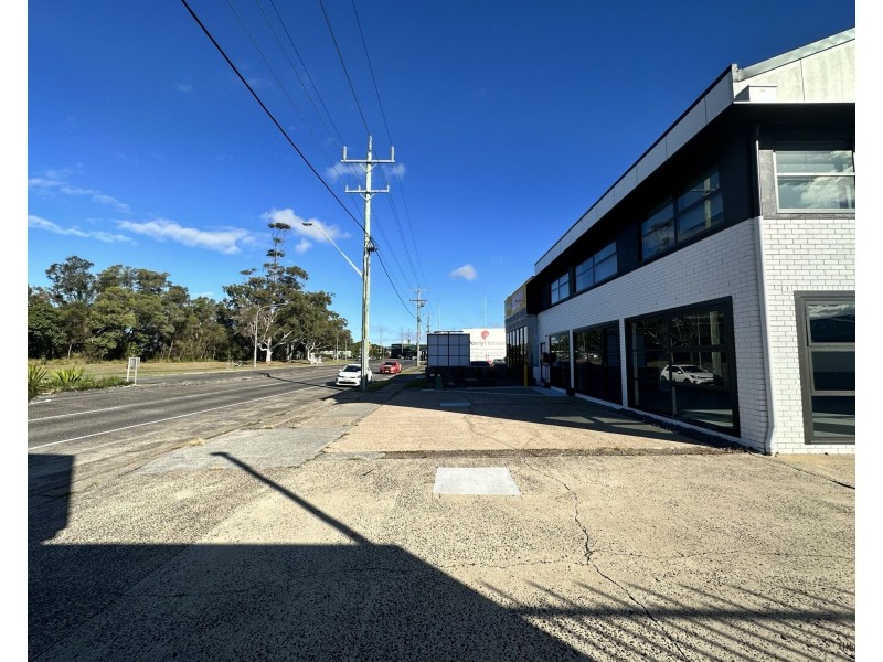 43 Minjungbal Drive, Tweed Heads South NSW 2486