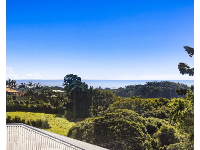 28 Warringa Drive, Bilambil Heights NSW 2486