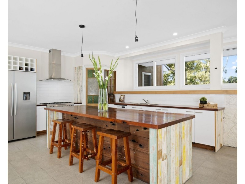 20 Domain Road, Currumbin QLD 4223