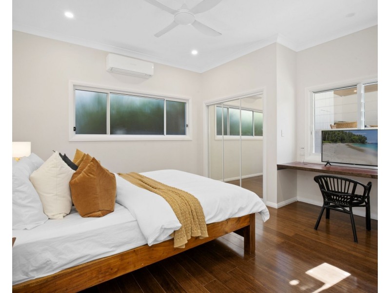 20 Domain Road, Currumbin QLD 4223