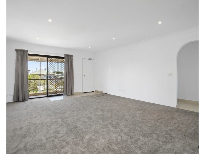 6/6 Twelfth Avenue, Palm Beach QLD 4221