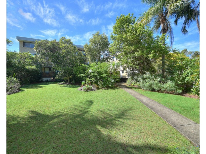 13/6 Brooke Avenue, Palm Beach QLD 4221
