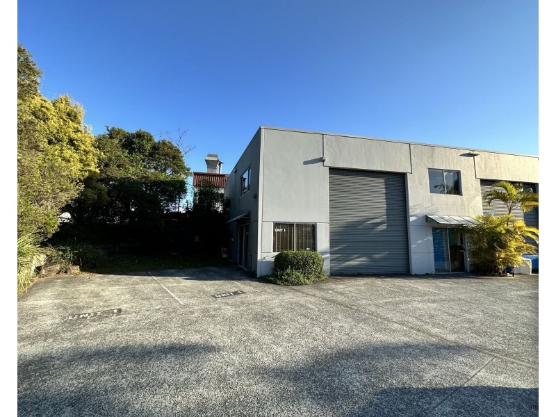 1/4 Flagstone Drive, Burleigh Heads QLD 4220