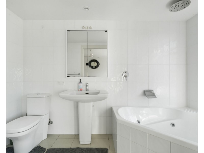 5/50 Rutledge Street, Coolangatta QLD 4225