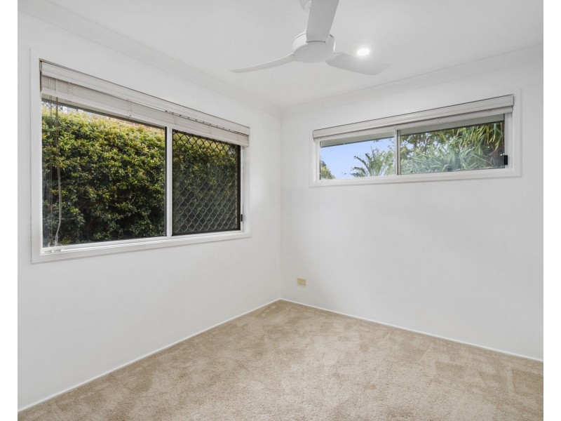 20 Rees Court, Elanora QLD 4221