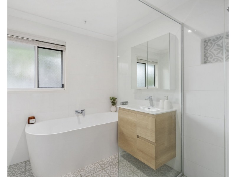 20 Rees Court, Elanora QLD 4221