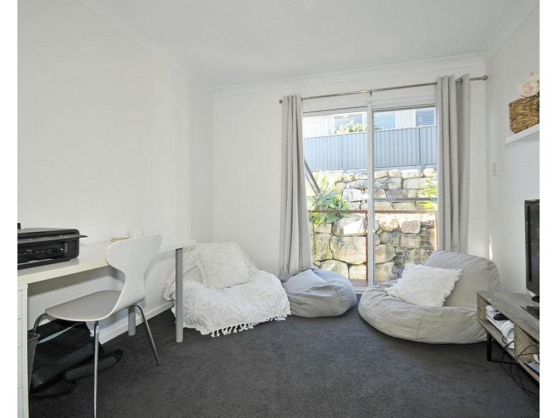 9 Barlee Court, Elanora QLD 4221