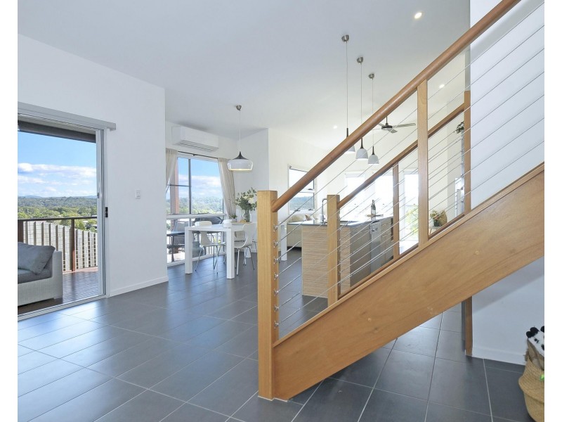 9 Barlee Court, Elanora QLD 4221