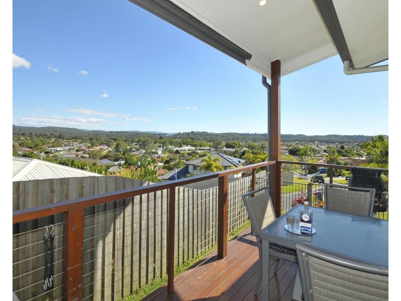 9 Barlee Court, Elanora QLD 4221