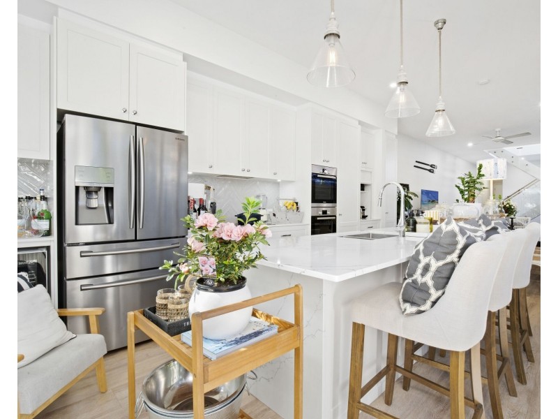 2/31 Twenty Fourth Avenue, Palm Beach QLD 4221