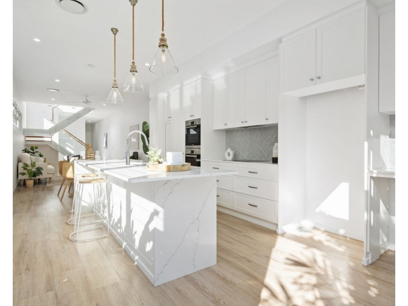 2/31 Twenty Fourth Avenue, Palm Beach QLD 4221